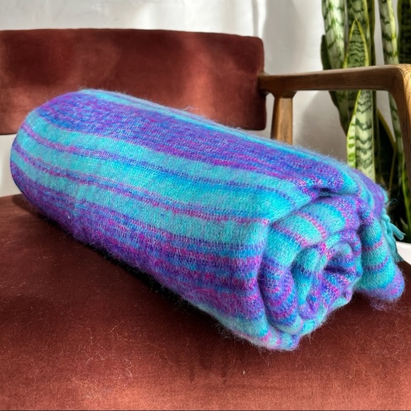 Himalayan Yak Wool Meditation Blanket (Blue Lotus with Iris/Magenta Stripe)